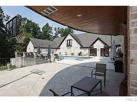 111 Devonbrook Ln, Cary, NC 27518 photo 9