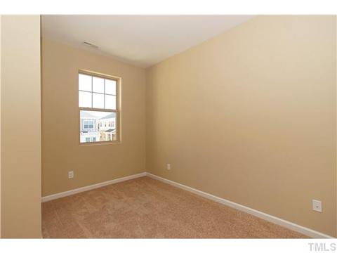 405 Avett Dr, Durham, NC 27703 photo 17