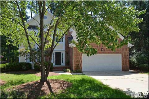 200 Covington Square Dr, Cary, NC 27513 photo 2