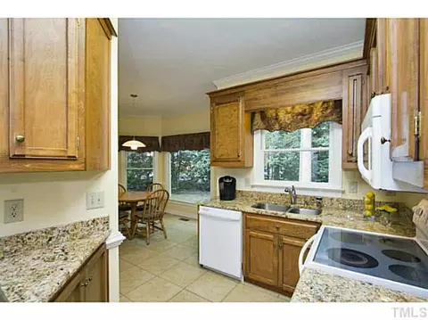 1009 Beringer Pl, Apex, NC 27502 photo 9