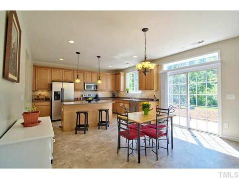 108 Oakchest Ct, Durham, NC 27703 photo 3