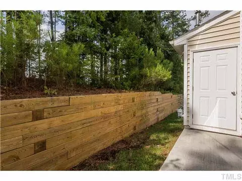 2006 Raj Dr, Durham, NC 27703 photo 24