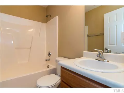 2006 Raj Dr, Durham, NC 27703 photo 14