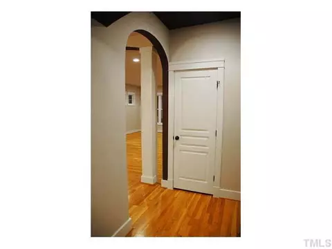914 Scout Dr, Durham, NC 27707 photo 3