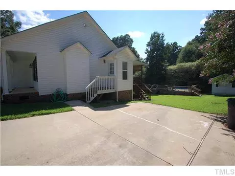 2500 Sumter Dr, Garner, NC 27529 photo 2