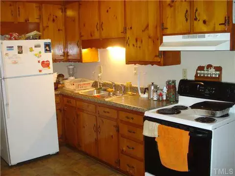 102 Beale St, Dunn, NC 28334 photo 5