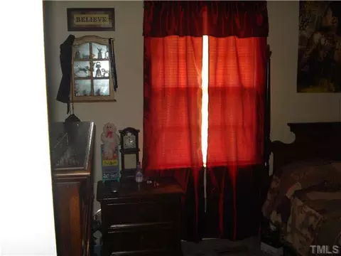 102 Beale St, Dunn, NC 28334 photo 7