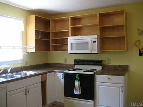 1307 Sedgefield St, Durham, NC 27705 photo 2