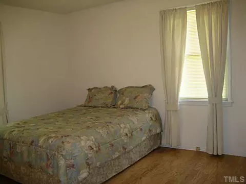 1307 Sedgefield St, Durham, NC 27705 photo 9
