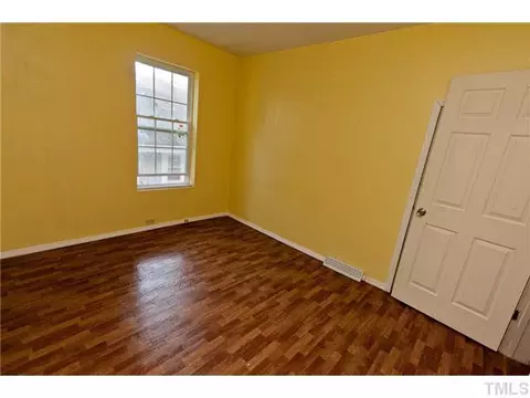 216 N Maple St, Durham, NC 27703 photo 6
