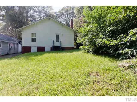 216 N Maple St, Durham, NC 27703 photo 8