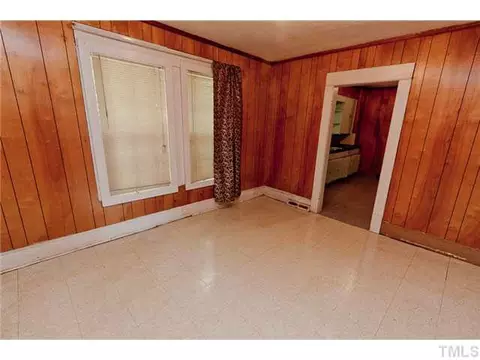 216 N Maple St, Durham, NC 27703 photo 3
