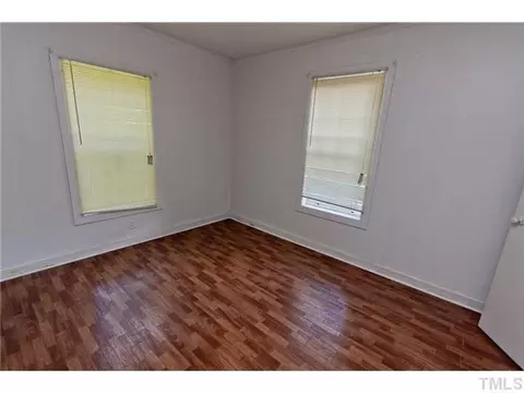 216 N Maple St, Durham, NC 27703 photo 5