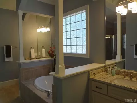 1525 Ridgeway Bluff Ct, Wake Forest, NC 27587 photo 11