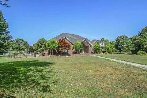 111 Garner Rd, Selma, NC 27576 photo 2
