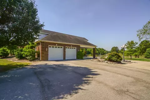 111 Garner Rd, Selma, NC 27576 photo 4