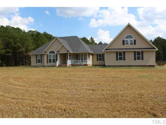 4404 Beaver Dam Rd, Erwin, NC 28339 photo 1