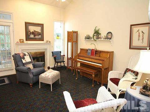 1810 Lisburn Ct, Garner, NC 27529 photo 7