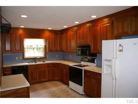 404 Fairview Rd, Apex, NC 27502 photo 3