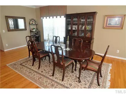 305 Whitney Ln, Durham, NC 27713 photo 4