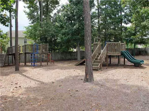 305 Whitney Ln, Durham, NC 27713 photo 24