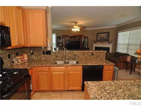 305 Whitney Ln, Durham, NC 27713 photo 6