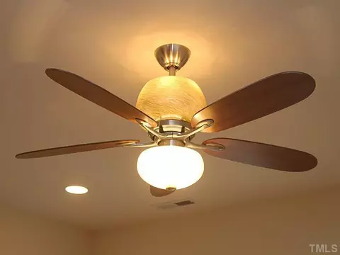 2634 Wyntercrest Ln, Durham, NC 27713 photo 3