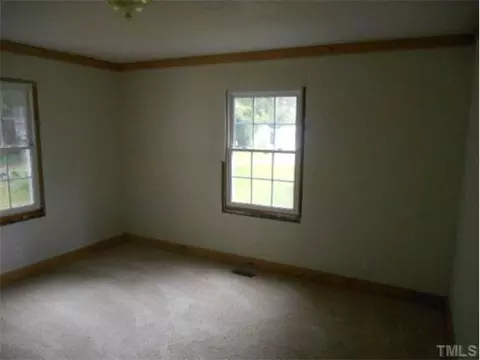 216 Currie St, Wallace, NC 28466 photo 9