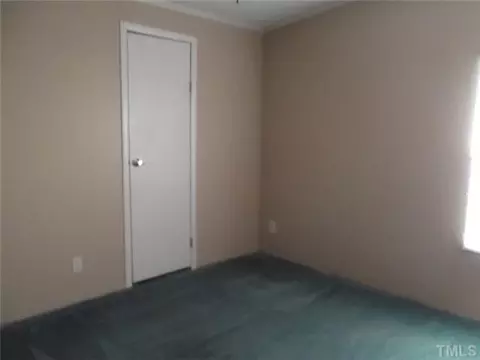 250 Everett Ave, Roxboro, NC 27574 photo 7