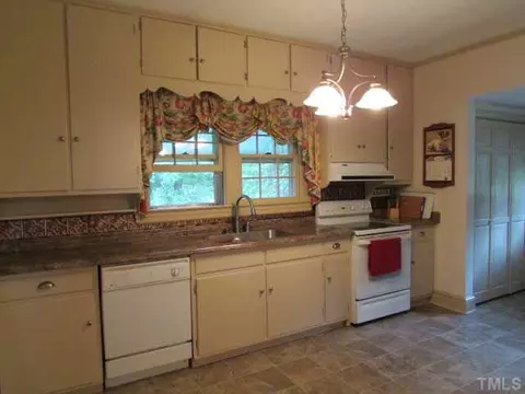 5111 Semora Rd, Roxboro, NC 27574 photo 4