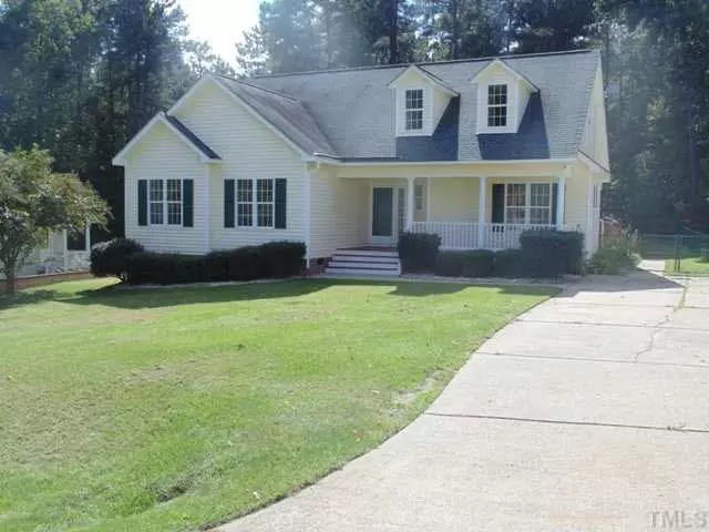  4128 Battle Field Dr, Garner, NC 27529 photo 2