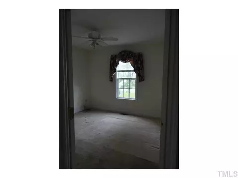 104 Knothole Ln, Durham, NC 27704 photo 9