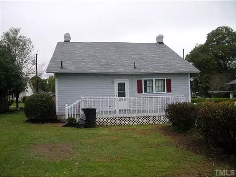 303 S 17th St, Erwin, NC 28339 photo 2