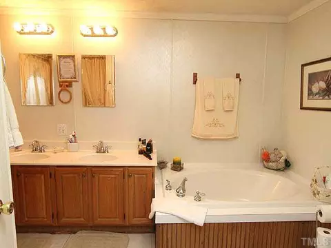 4713 Bay Point Dr, Durham, NC 27713 photo 9