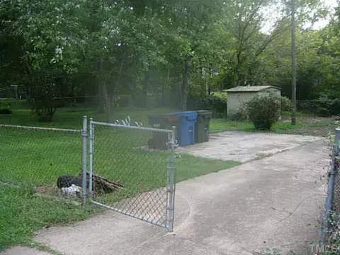 508 Rippling Stream Rd, Durham, NC 27704 photo 4