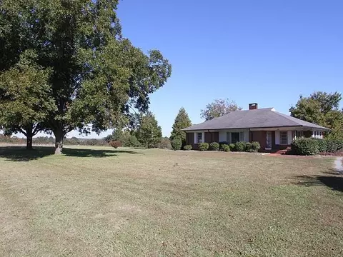 2025 Cane Mill Rd, Coats, NC 27521 photo 5