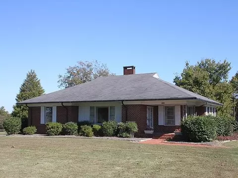 2025 Cane Mill Rd, Coats, NC 27521 photo 4