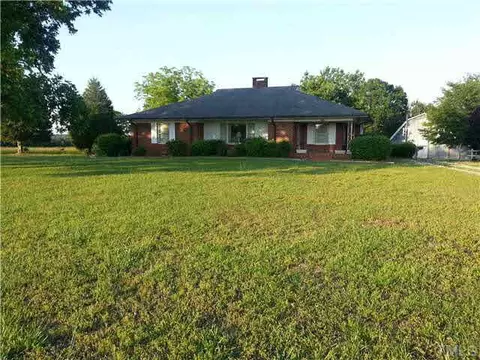 2025 Cane Mill Rd, Coats, NC 27521 photo 1