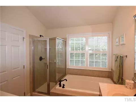 11204 Maplecroft Ct, Raleigh, NC 27617 photo 15