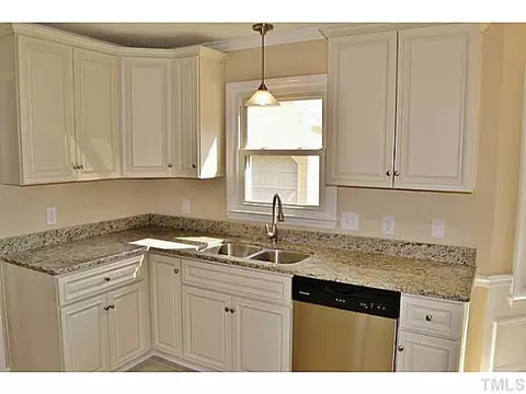 213 Lynnfield Ln, Garner, NC 27529 photo 6