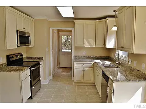 213 Lynnfield Ln, Garner, NC 27529 photo 7