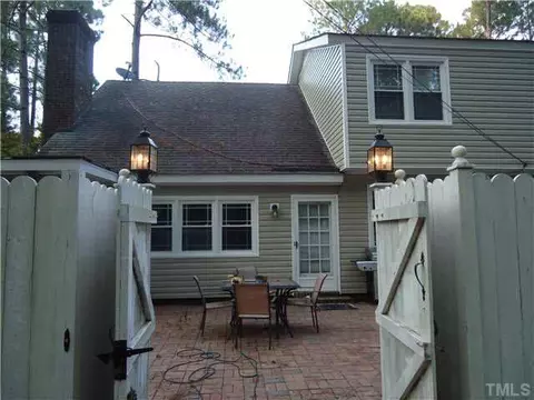 307 W Wilson St, Smithfield, NC 27577 photo 6