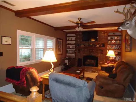 307 W Wilson St, Smithfield, NC 27577 photo 11