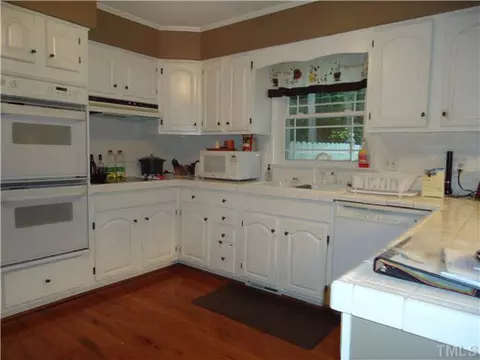 307 W Wilson St, Smithfield, NC 27577 photo 9