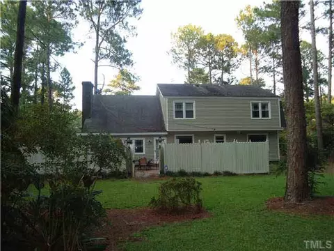 307 W Wilson St, Smithfield, NC 27577 photo 3