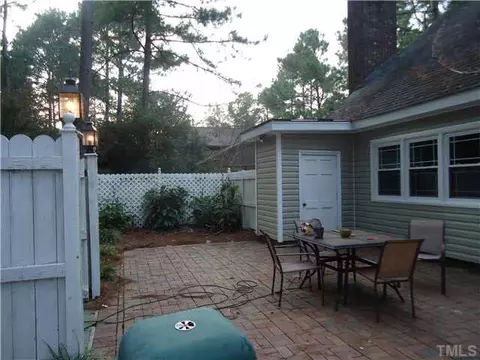 307 W Wilson St, Smithfield, NC 27577 photo 15