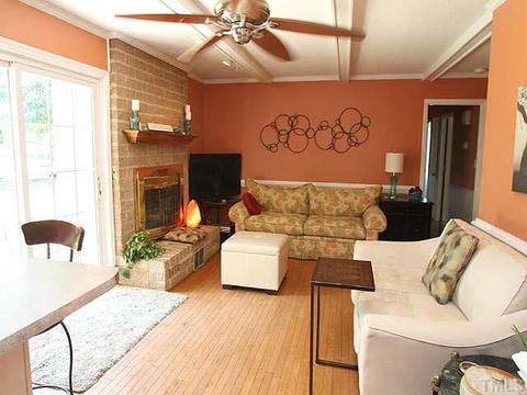 89 W Watson Rd, Benson, NC 27504 photo 4