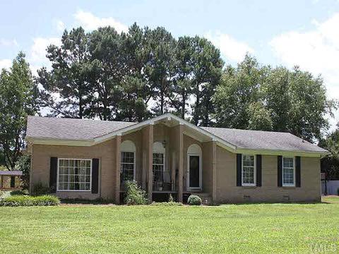 89 W Watson Rd, Benson, NC 27504 photo 1