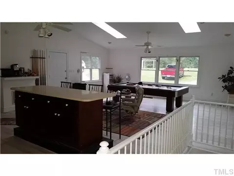 161 E Terry Ln, Henderson, NC 27537 photo 5