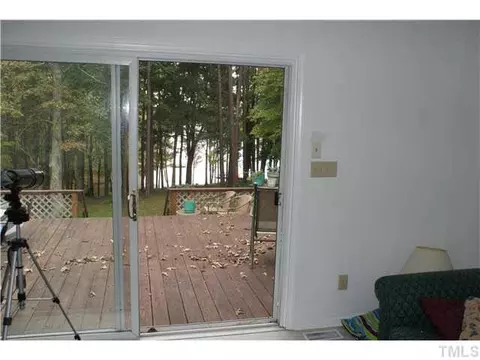 161 E Terry Ln, Henderson, NC 27537 photo 6